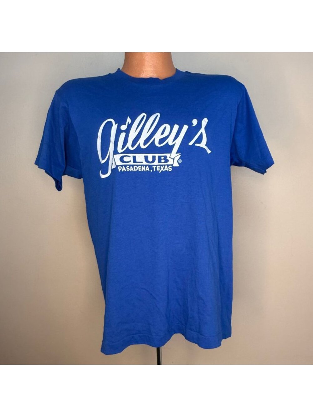 Vintage 1980s Blue Gilley’s Club T-Shirt Pasadena Texas Screen Stars Size Medium
